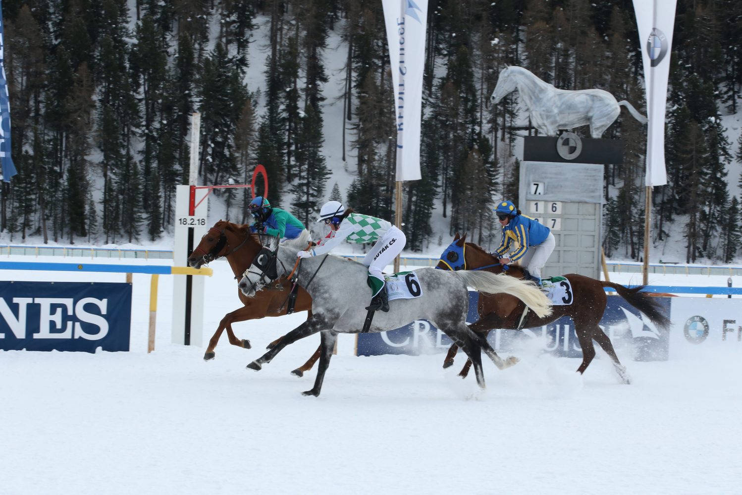 Dynamites Wins at St Moritz 2018